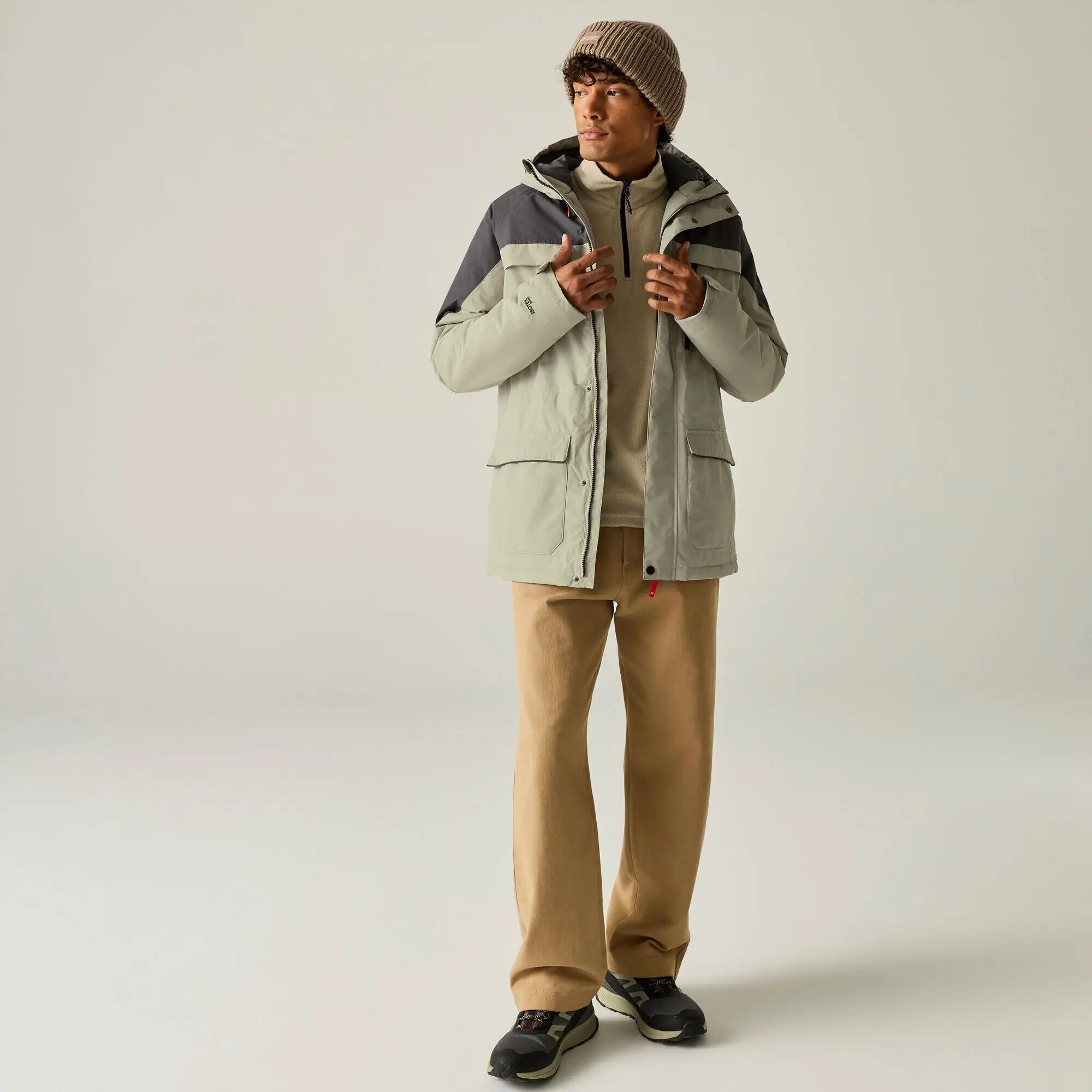 Chaqueta impermeable aislante de Stanford para hombre 2/13