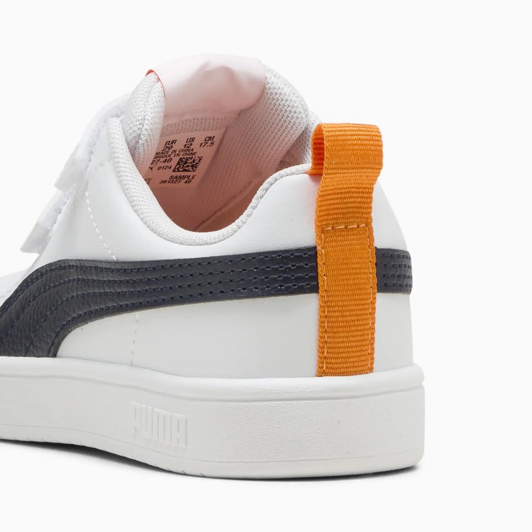 Tênis esportivo infantil Puma RICKIE V PS branco 39132740 tamanho 28 6/7