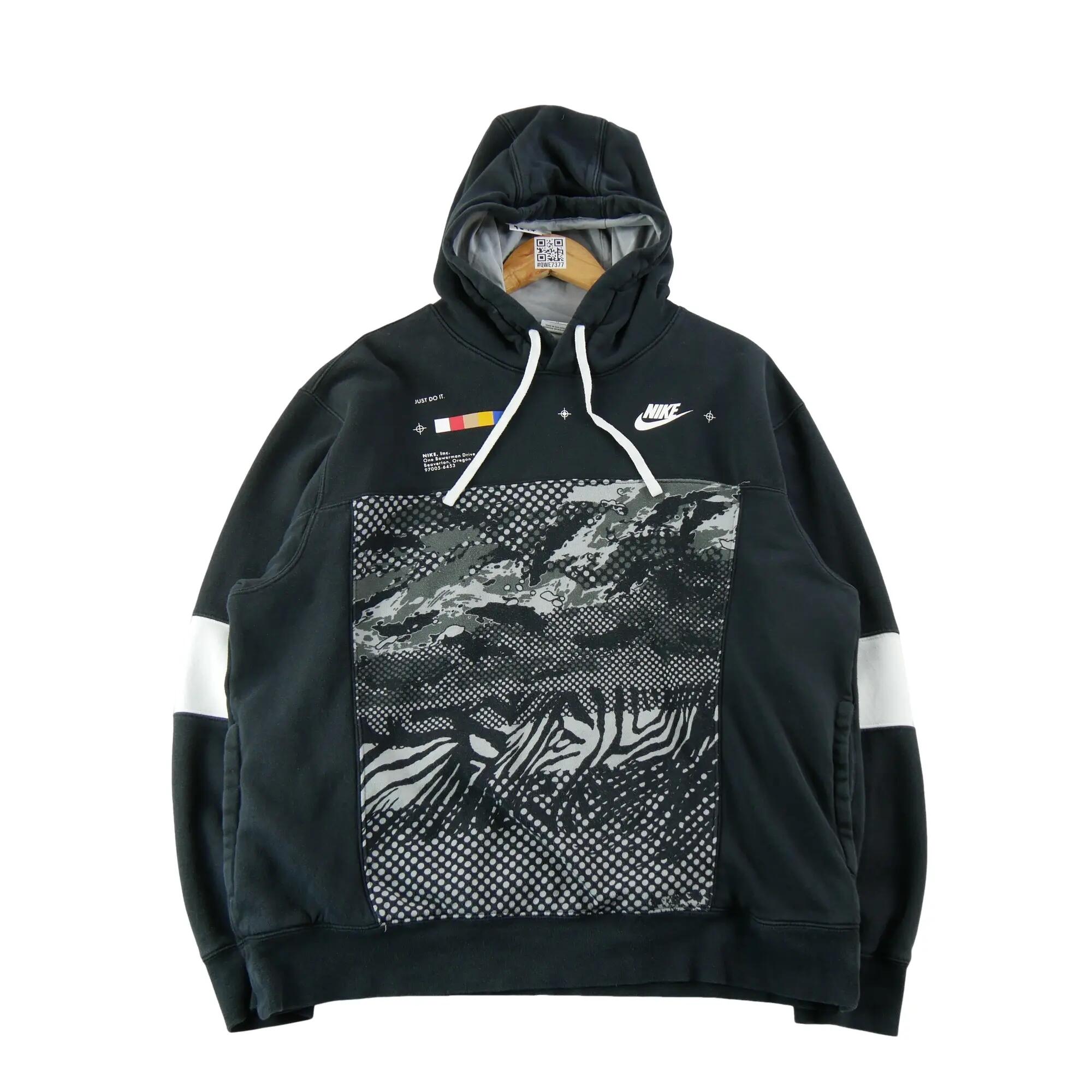 NIKE picture