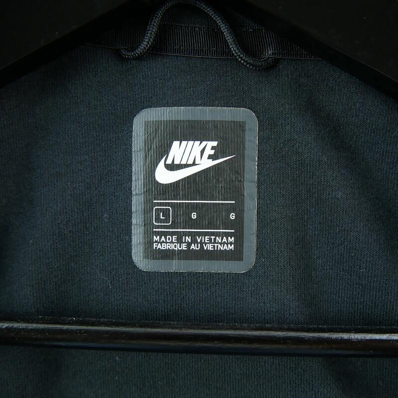 Second life - Hanorac Nike Tech femei - Foarte bun
