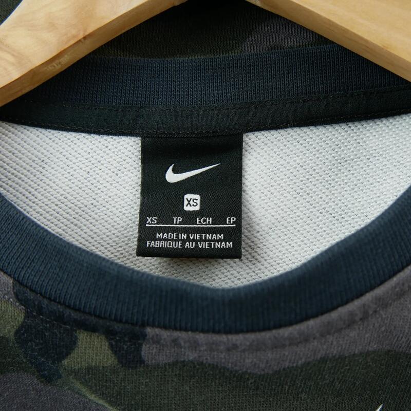 Second life - Hanorac Nike damă rebel scurt verde - Ca nou