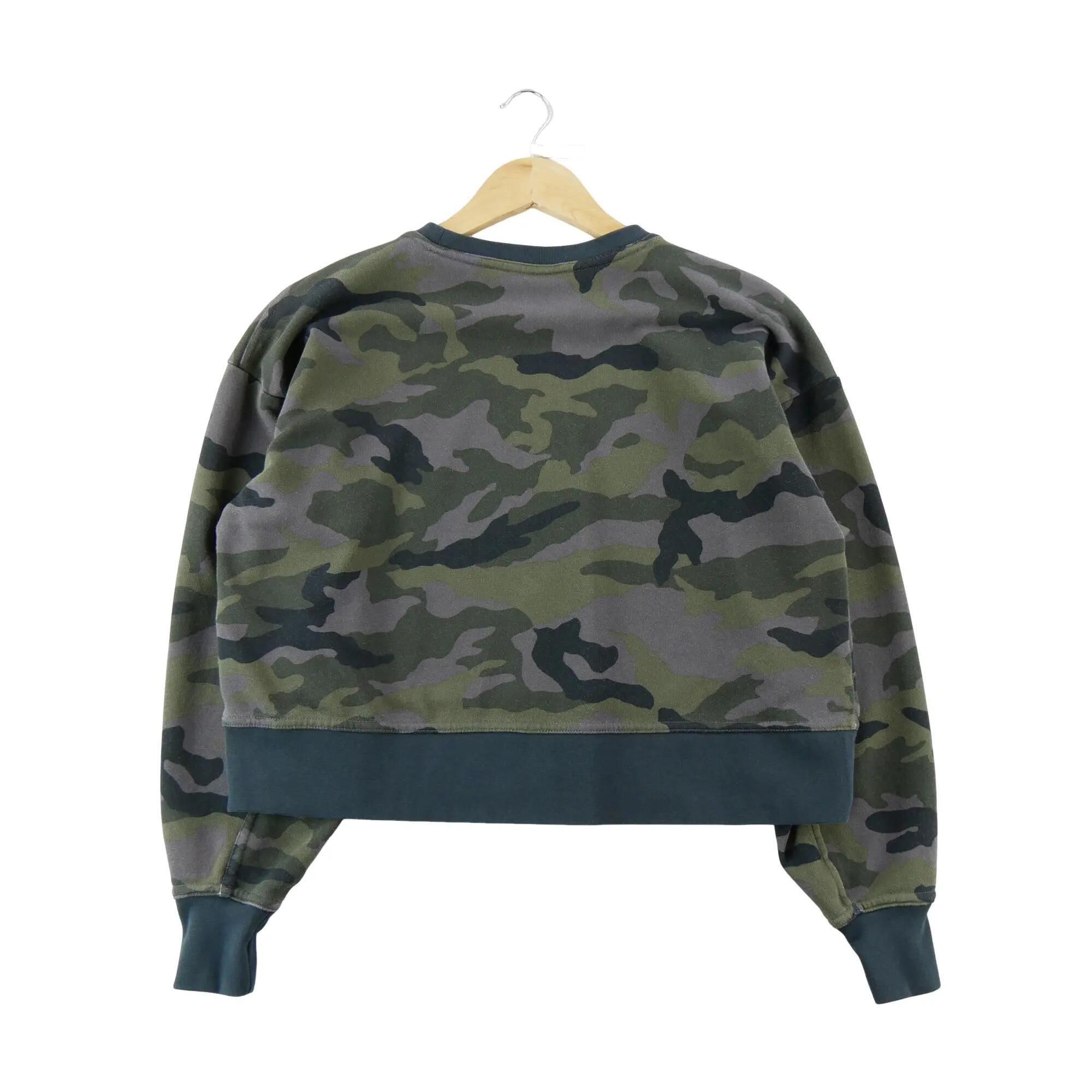 Second life - Bluza damska Nike Rebel Cropped Camo zielona - Jak nowy 2/5