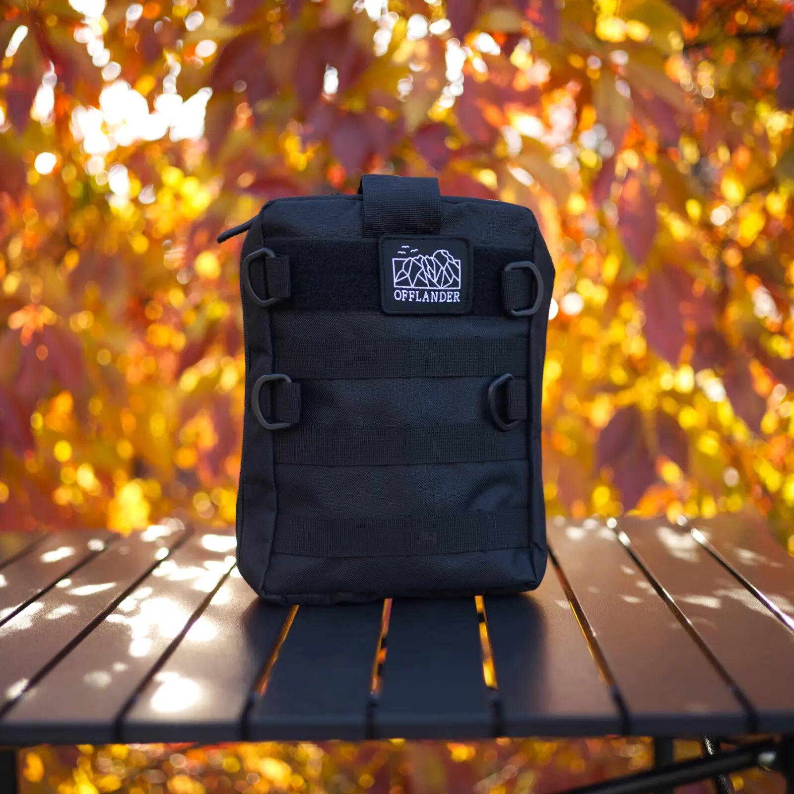 Bolsa tática média Offlander MOLLE preta com velcro. 4/6