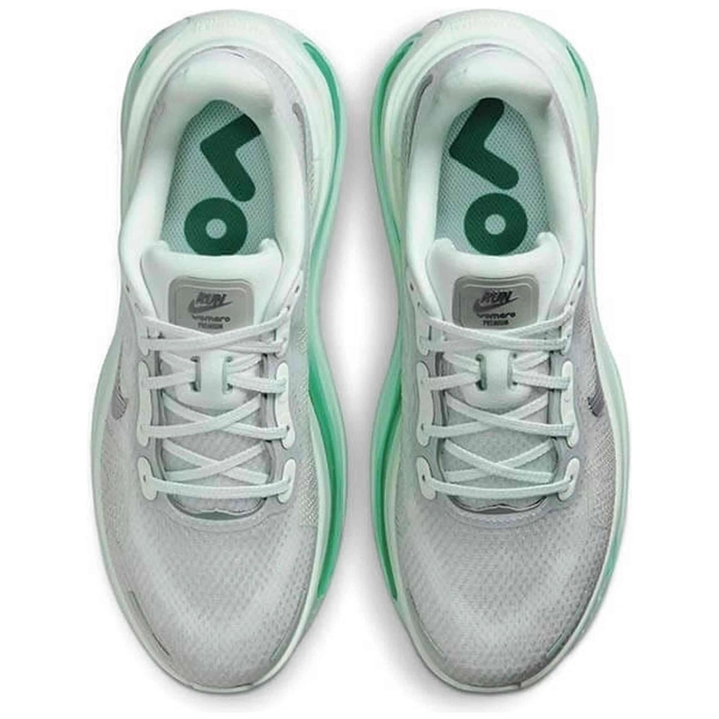Tênis de corrida Nike modelo Nike Vomero Premium W "Barely Green" para mulheres 5/5