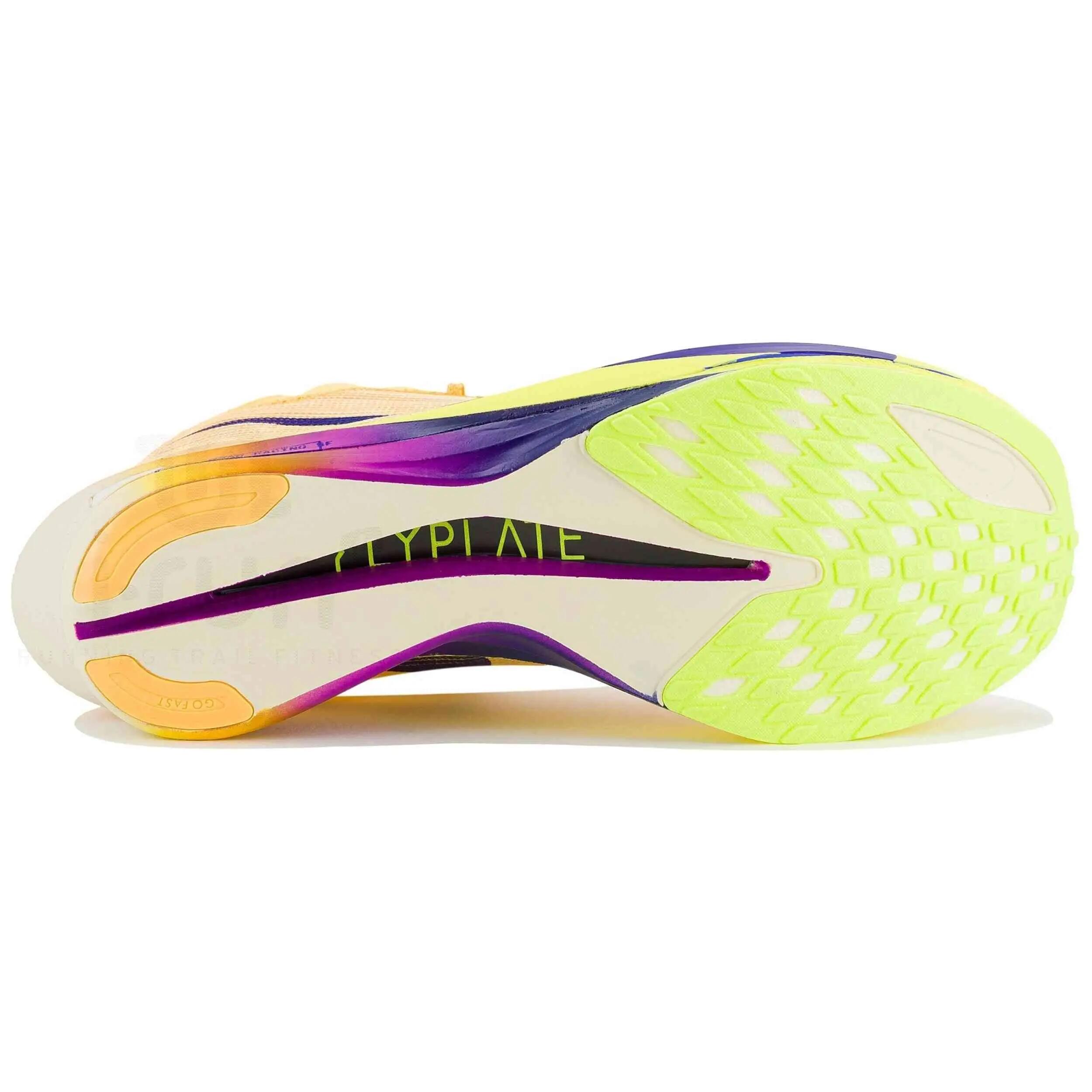 Tênis de corrida Nike modelo Nike Zoomx Streakfly 2 "Citron Pulse" para homem 3/4