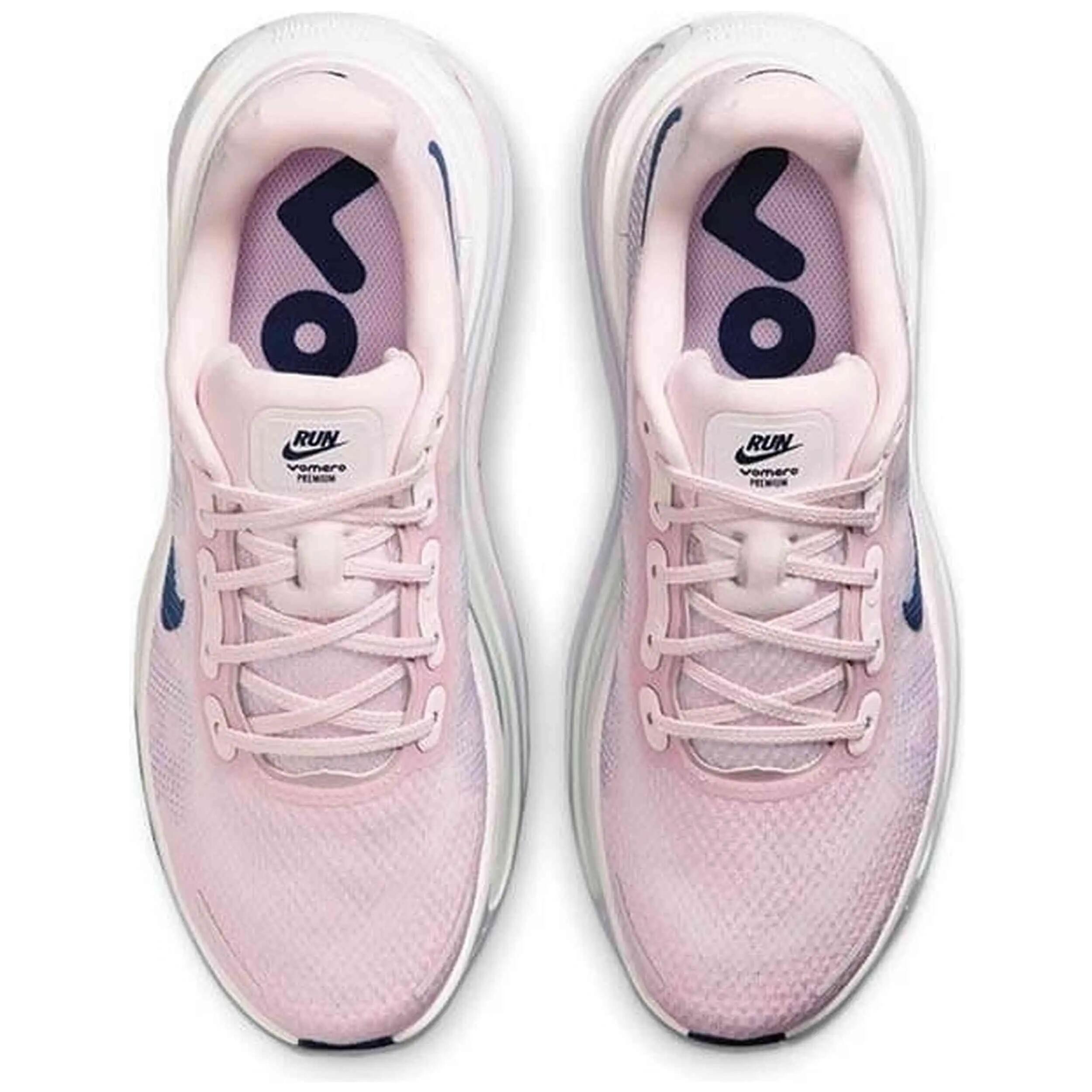 Chaussures de course Nike modèle Nike Vomero Premium W "Pearl Pink" pour femmes 5/5