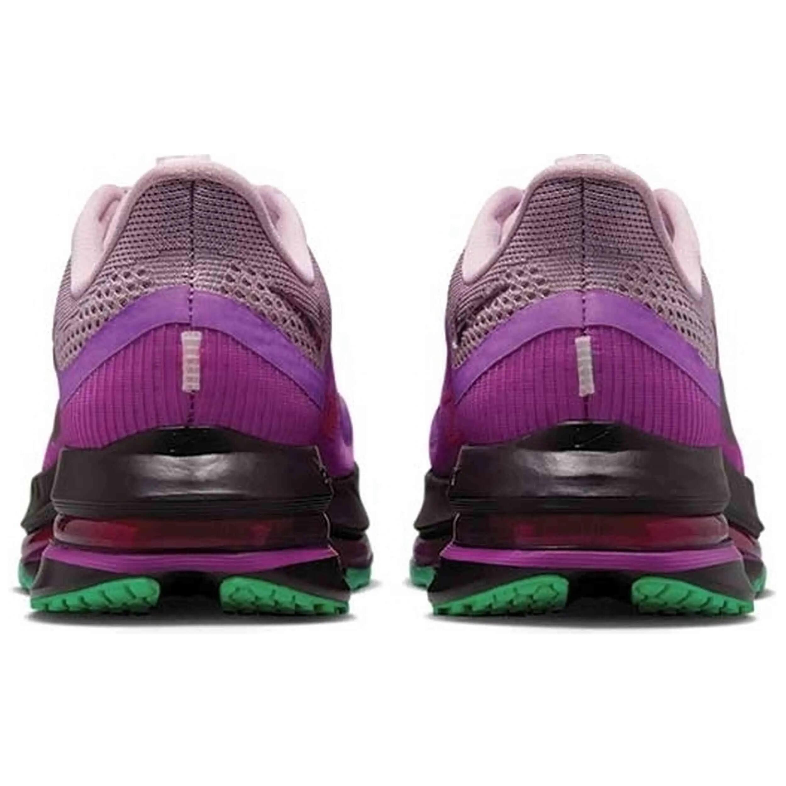 Chaussures de course Nike modèle Nike Pegasus Premium "Faith Kipyego pour femmes 4/5