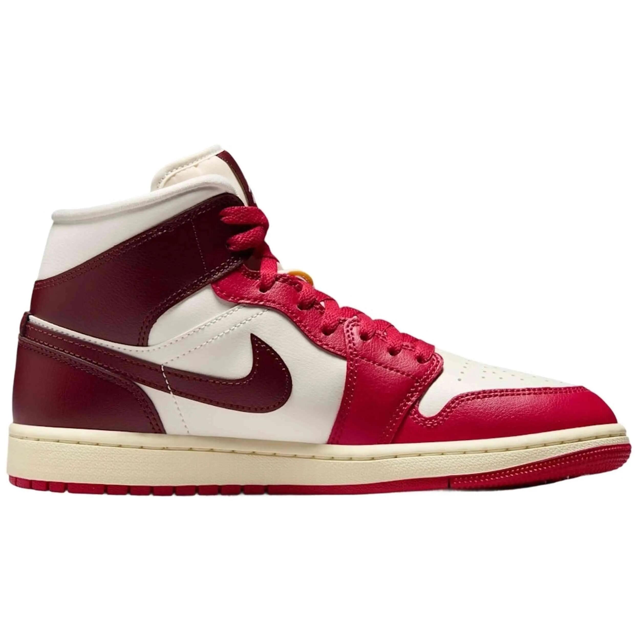 Chaussures de basket-ball Jordan modèle BQ6472-119 pour femmes 3/5