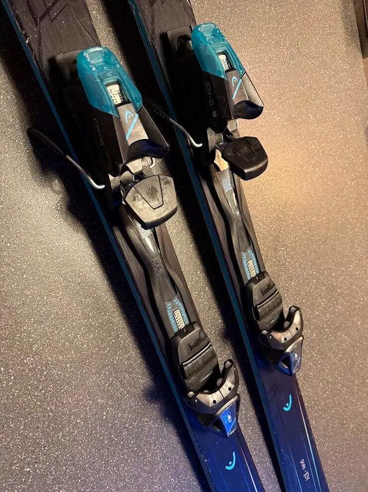 Entre Particuliers - Skis de piste pour dames Pure Joy 18 bleu 2/4
