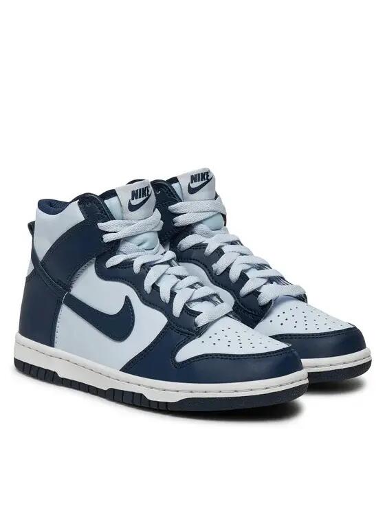 NIKE picture