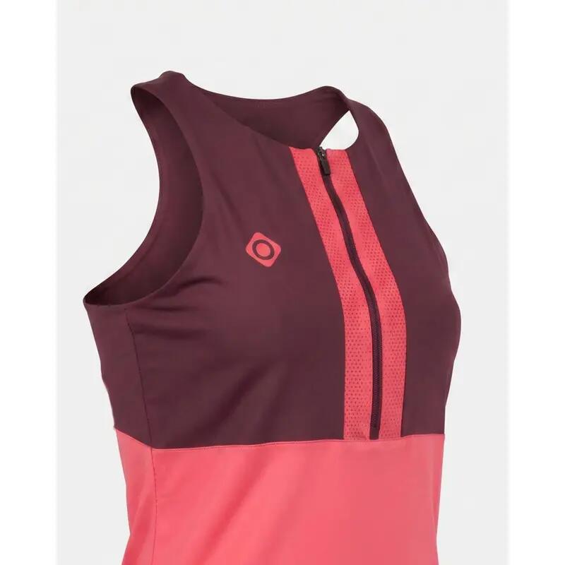 T-Shirt Técnica Mulher SELMA – decote em V leve e respirável 3/4