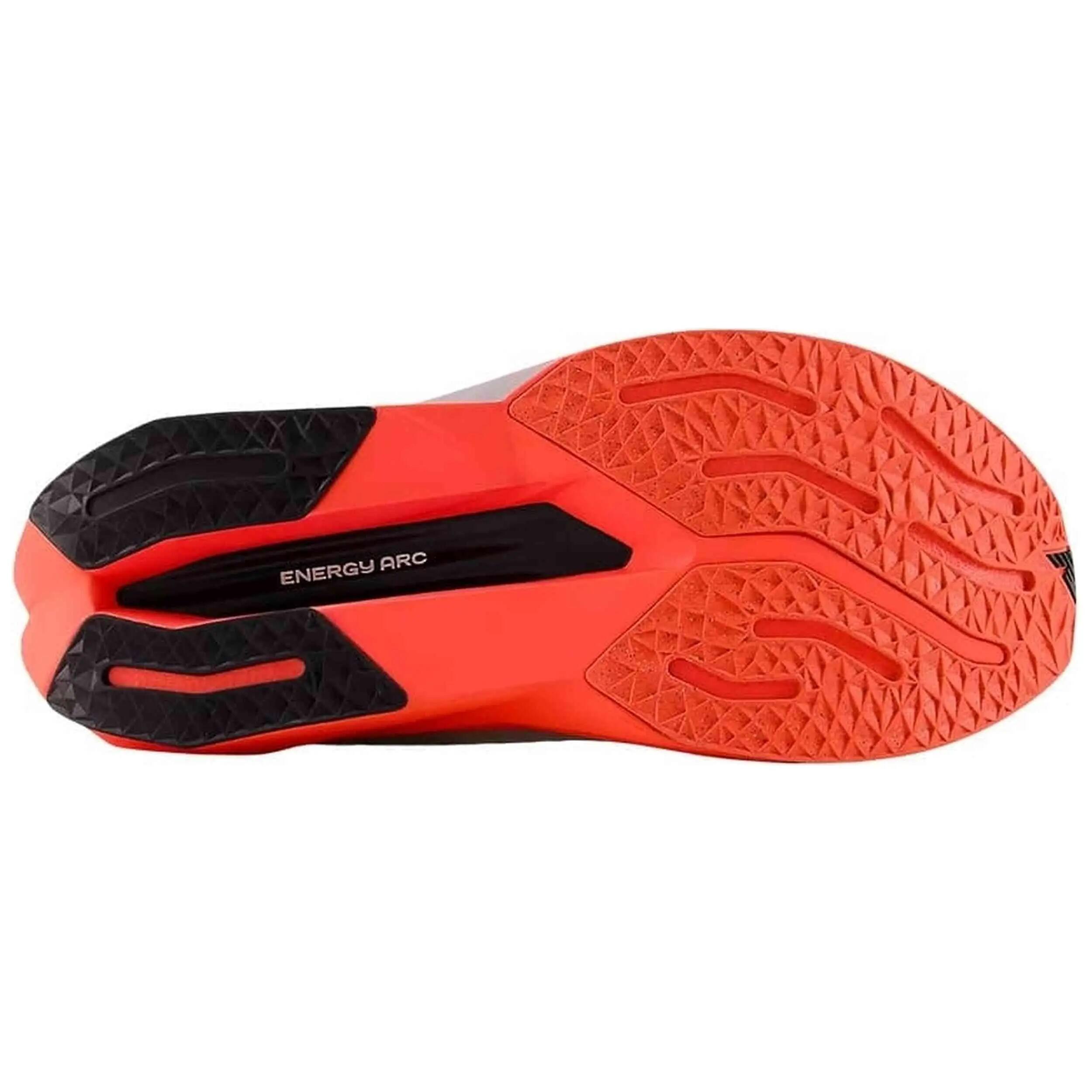 Hardloopschoenen New balance model Zapatillas New Balance FuelCell S voor mannen 4/5