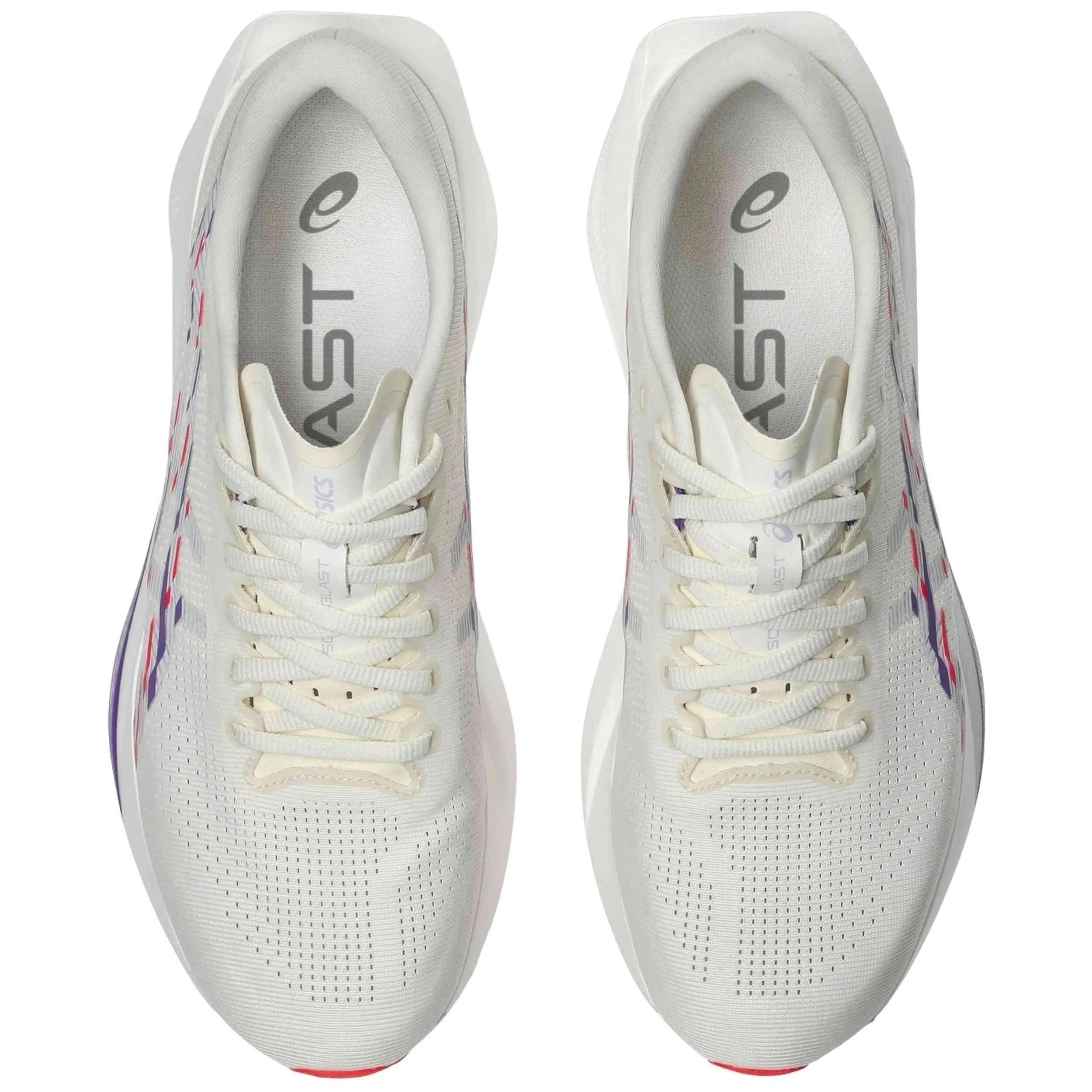 Scarpe da running Asics modello Zapatillas ASICS Sonicblast blanco ro per uomini 4/5