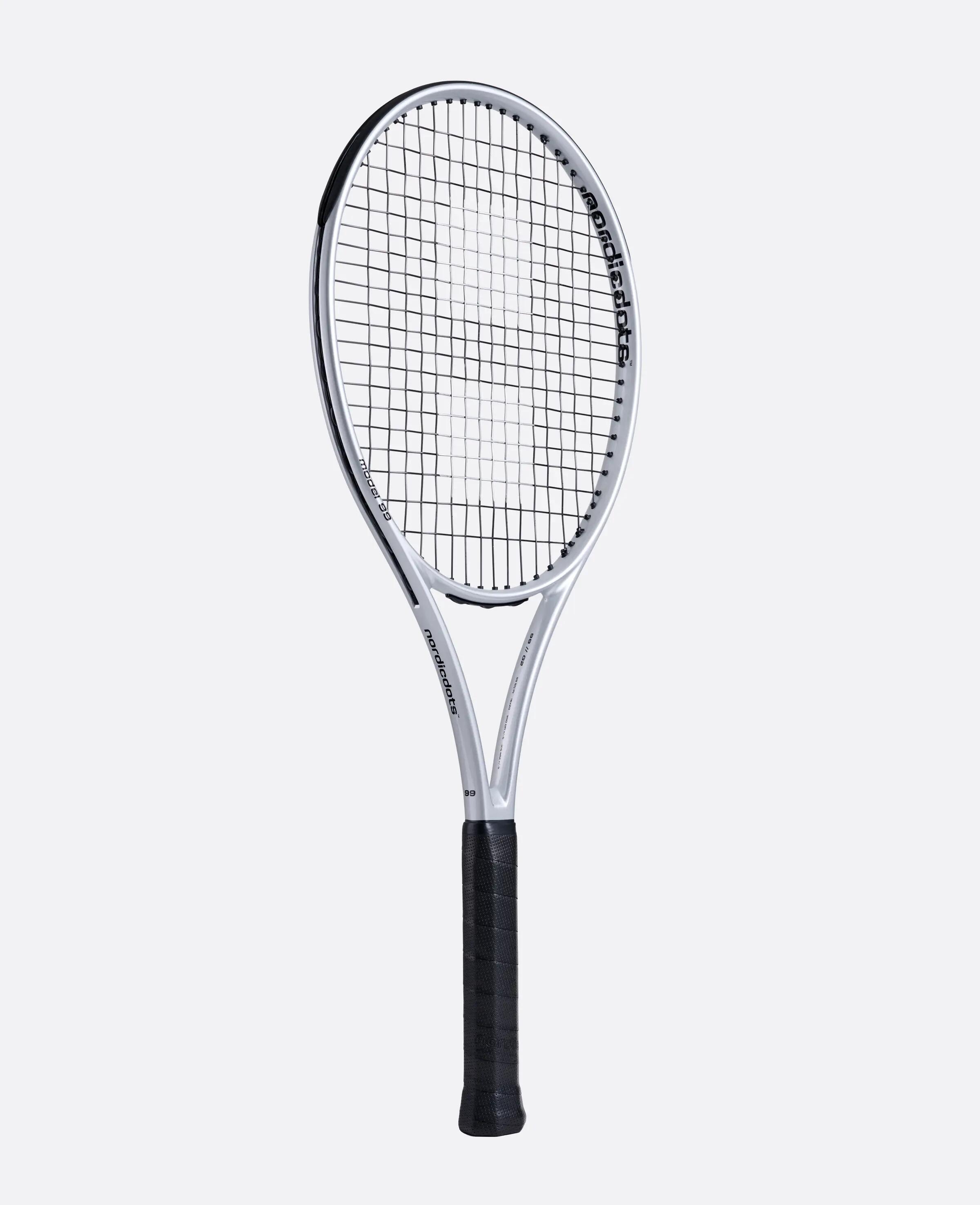 NORDICDOTS Tenisová raketa pro dospělé Model 99 Gen2 Lesklá stříbrná