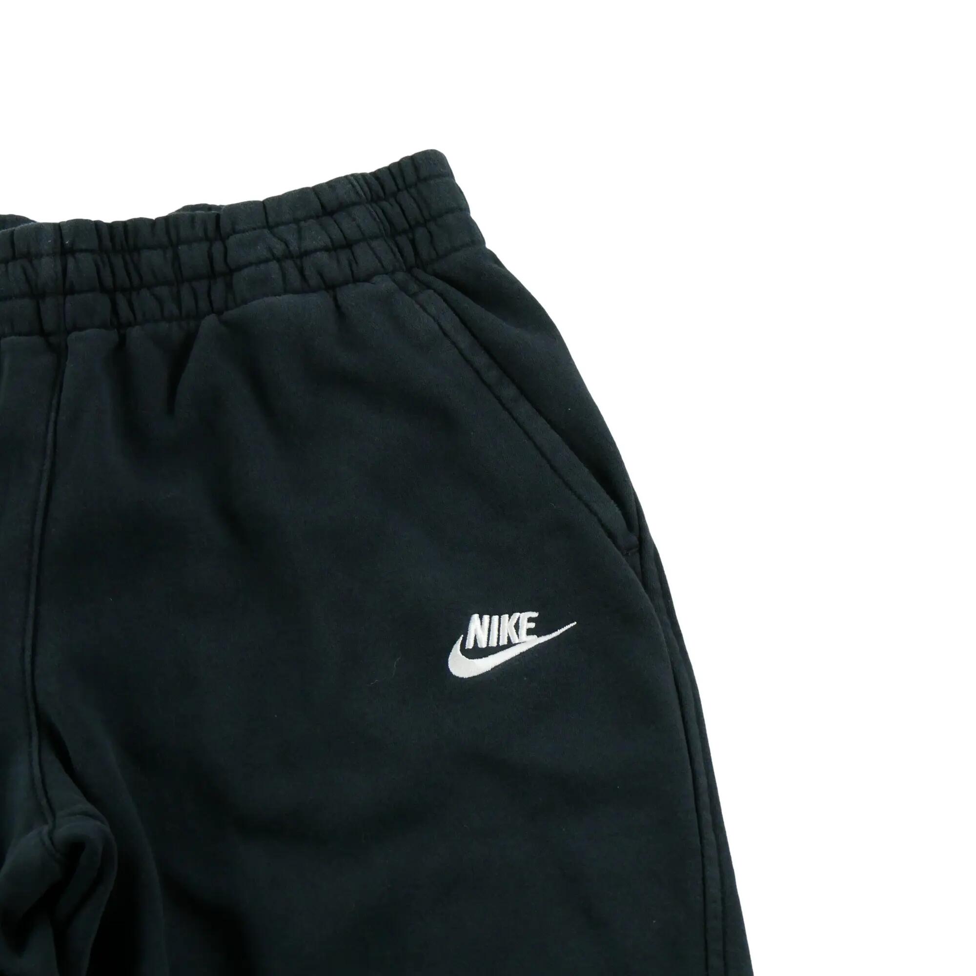 Second life - Spodnie dresowe męskie Nike - Jak nowy 3/5