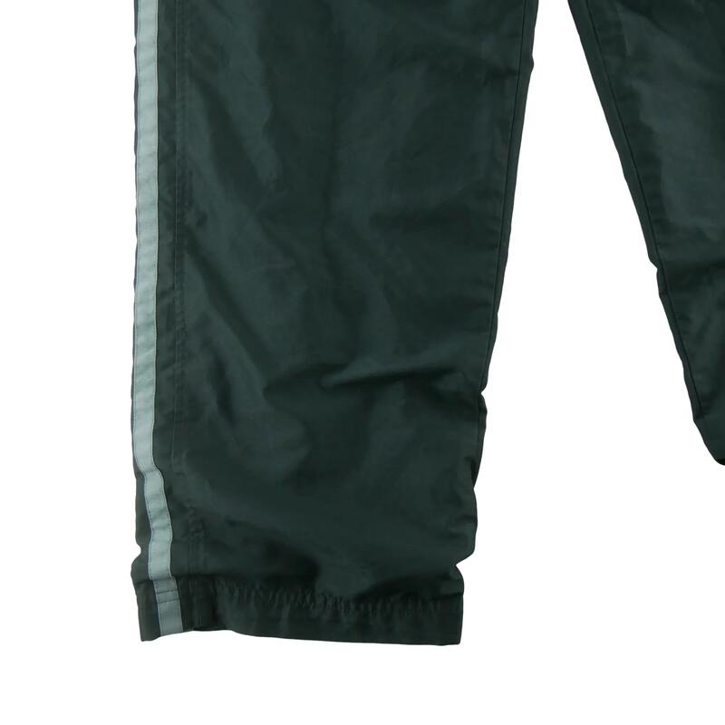 Second life - Nike Joggings bărbați nylon cargo - Foarte bun