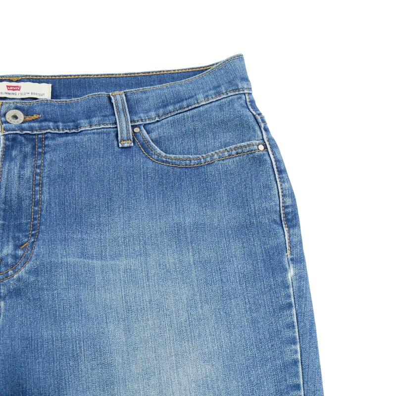 Second life - Jeans damă Levi Strauss W35/L28 evazați - Foarte bun