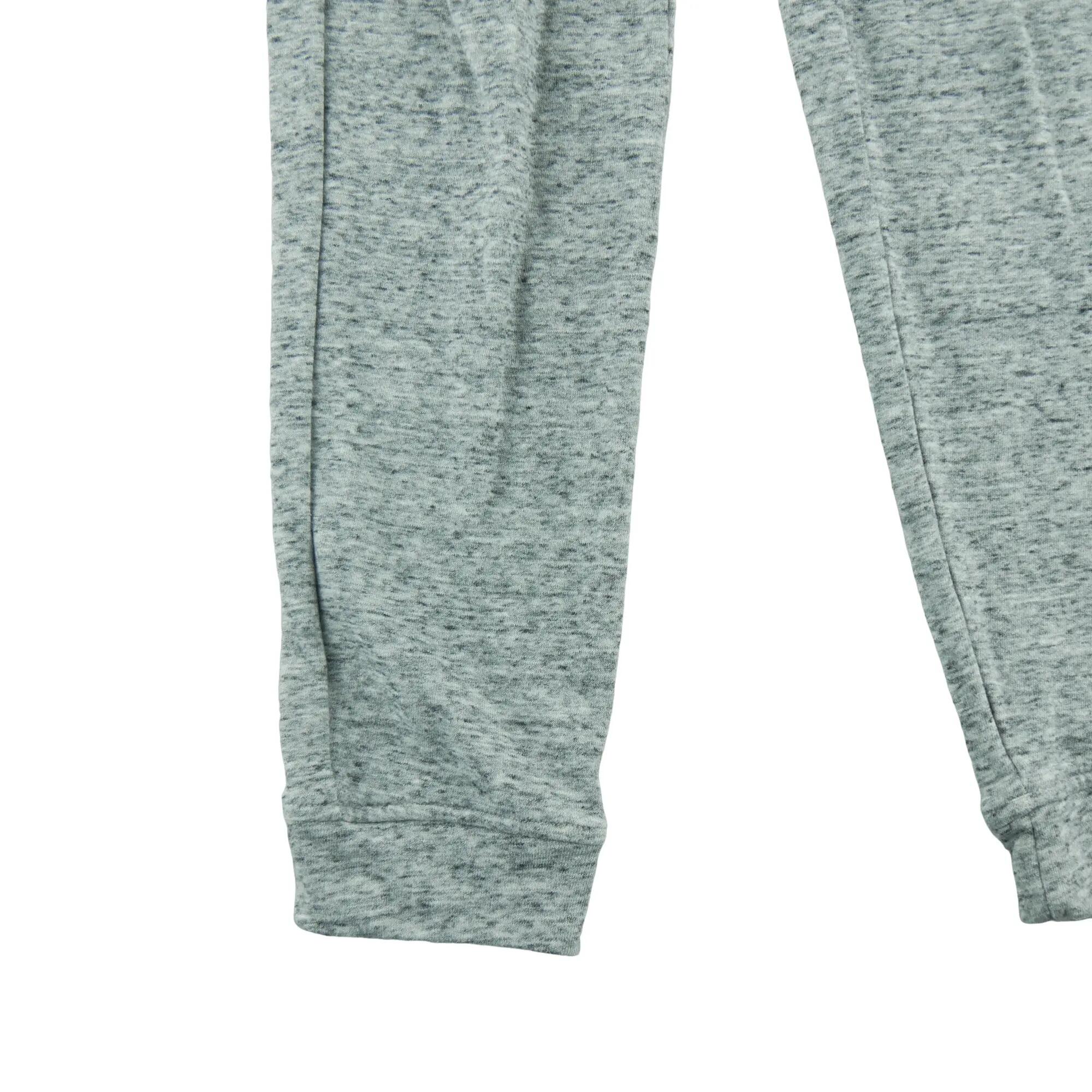 Second life - Spodnie dresowe męskie Under Armour Rival Regular Fit - Jak nowy 4/5