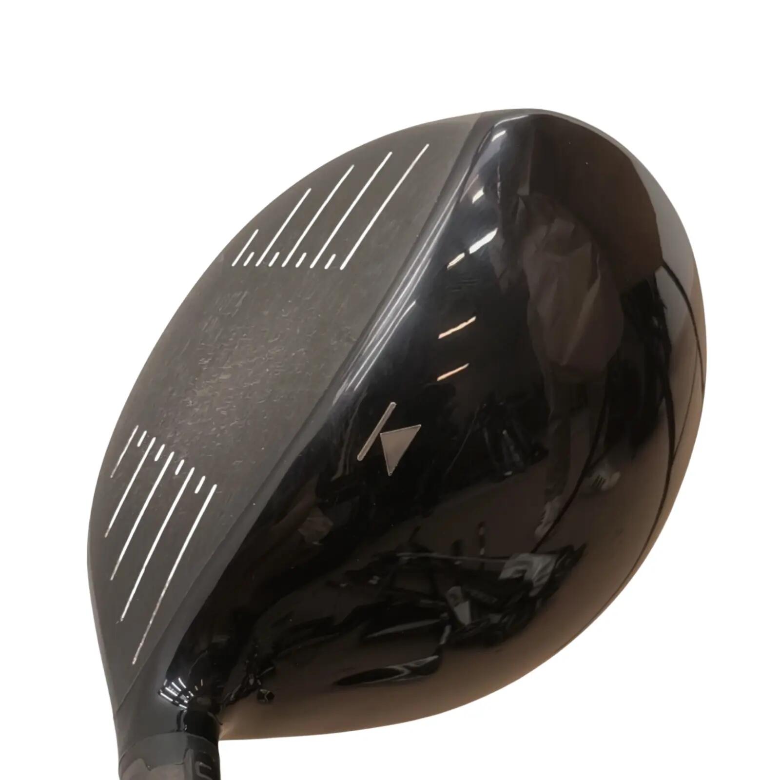 Titleist 910D3 Driver / Flex Stiff / Loft 8.5 4/6