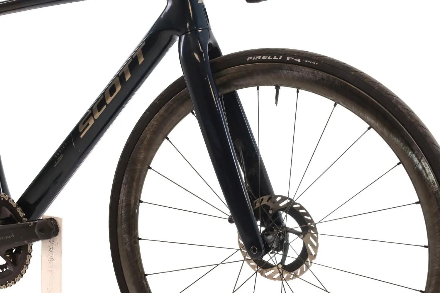 Vélo de route reconditionné ·  Addict 20 Di2 12V · Très bon état 5/8