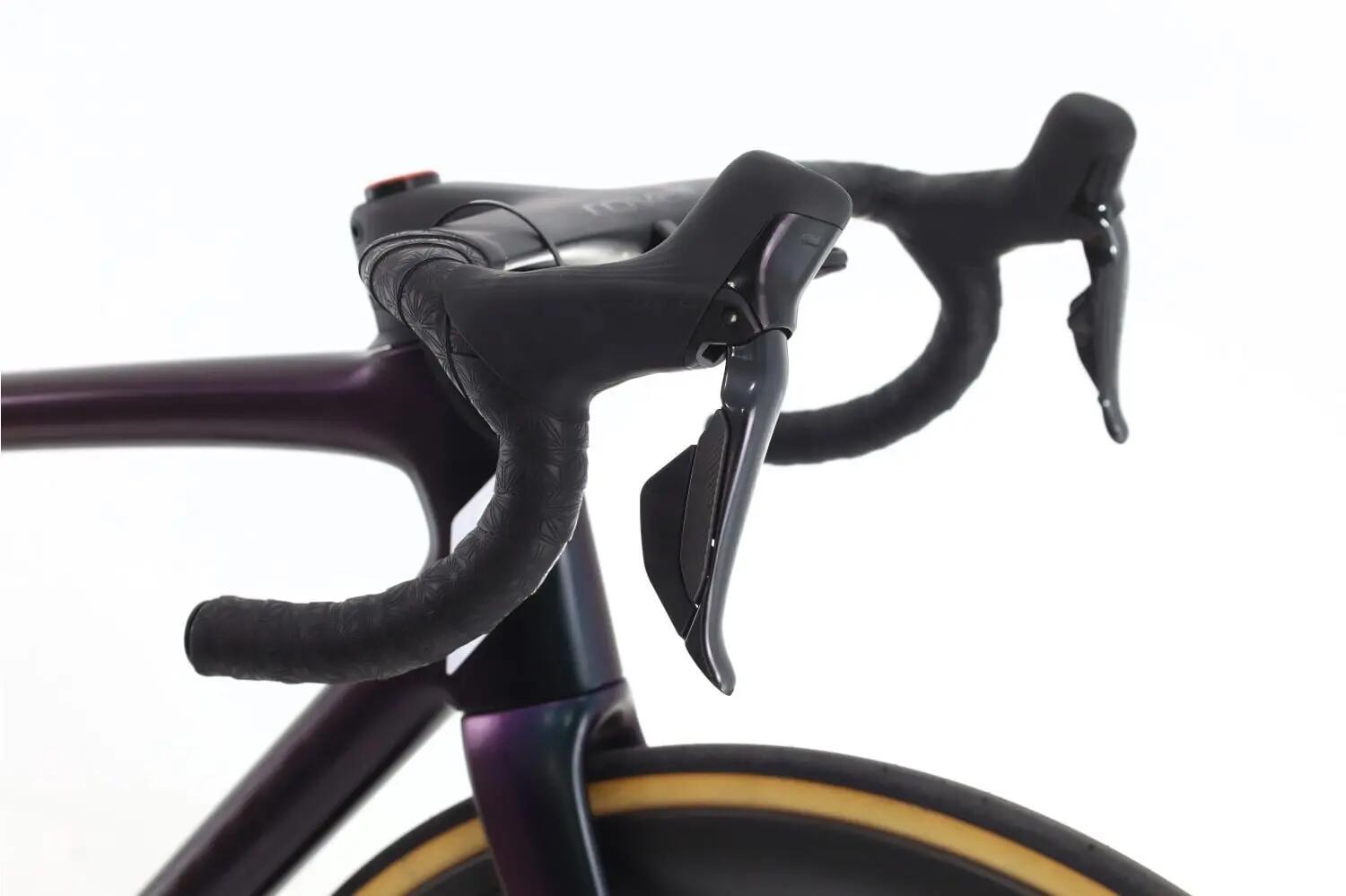 Refurbished Rennrad ·  Tarmac S-Works Di2 12V · Sehr guter Zustand 6/8