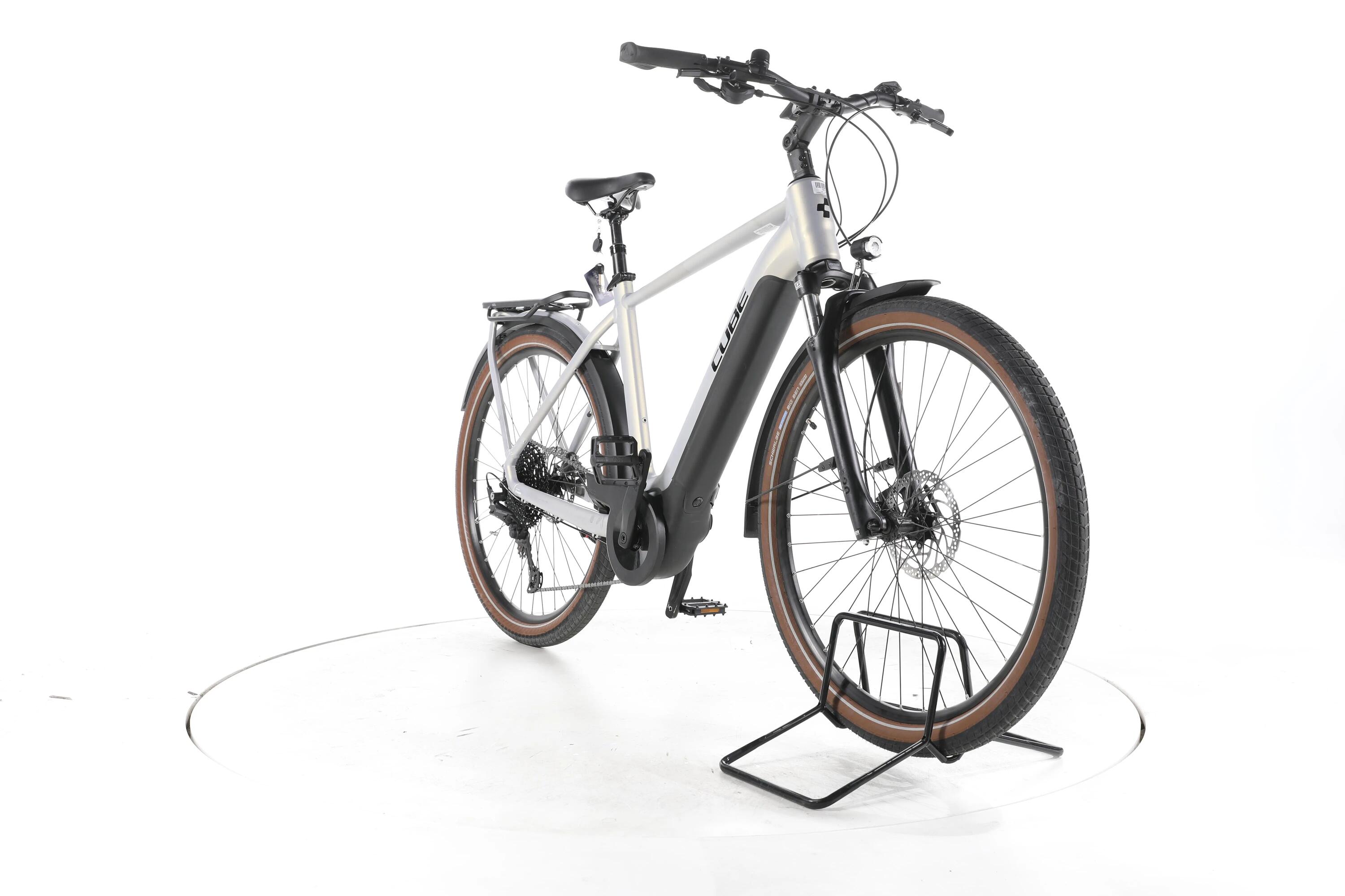 Ebike ricondizionata · Cube Touring Hybrid Pro · Ottime condizioni 3/7