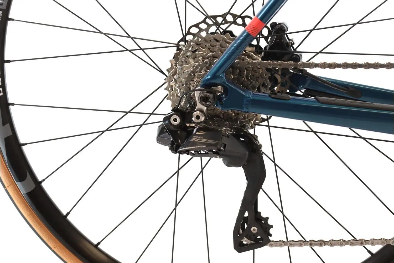 Ebike route reconditionné ·  Gain D30i Di2 12V · Très bon état 3/8