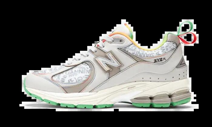 NEW BALANCE picture