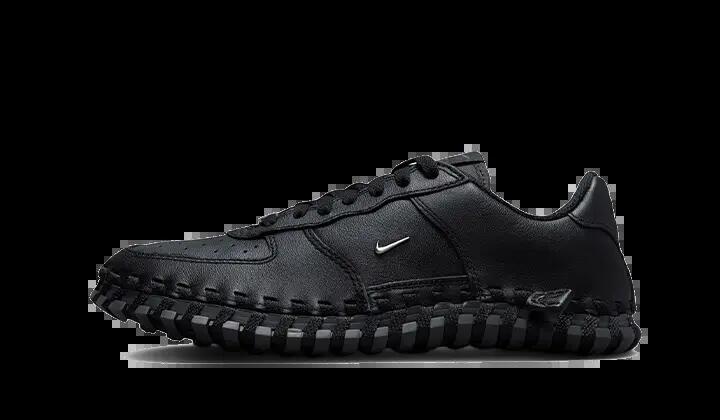 NIKE picture