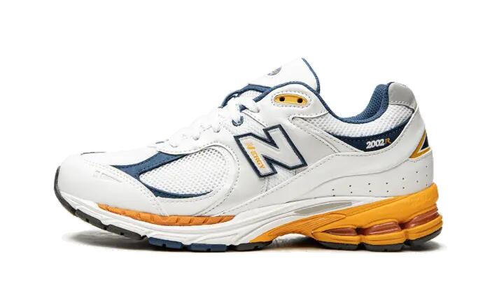 NEW BALANCE picture