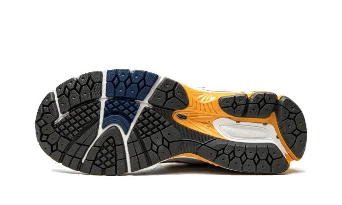Zapatos - marcha - hombre - 2002R Bryant Giles - blanco/azul marino/naranja 3/4
