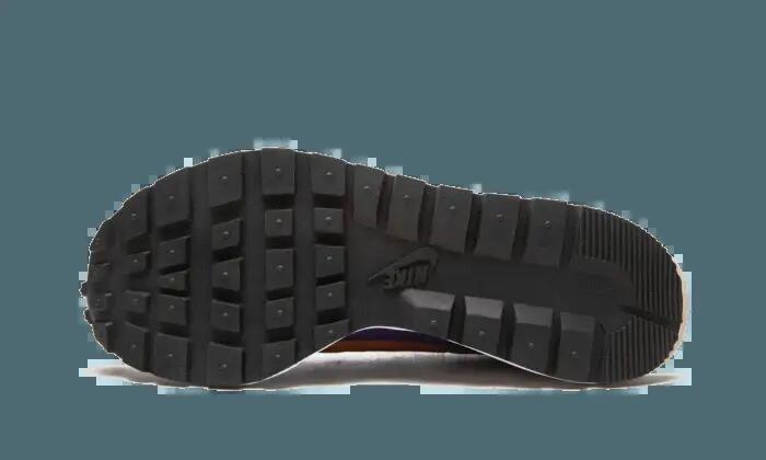 Calzado - Running - Unisex - Sacai - Dark Iris/Campfire 3/4