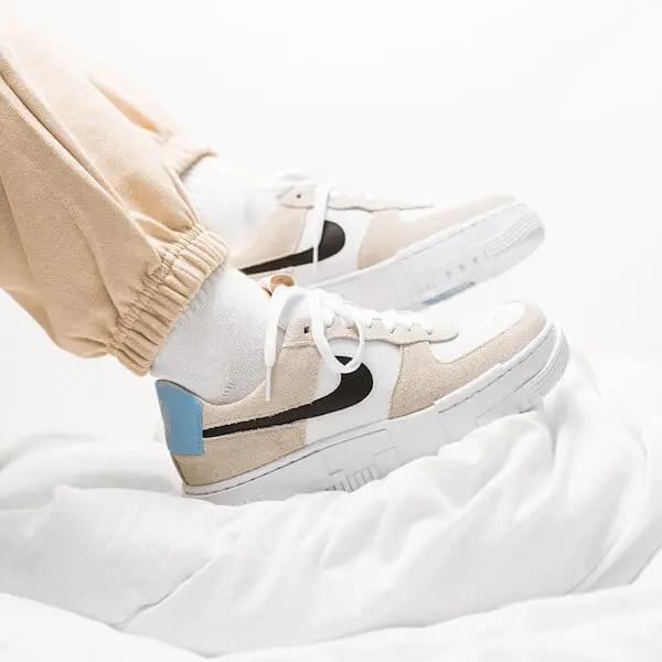Chaussures - unisexe - air force 1 pixel - desert sand 3/5