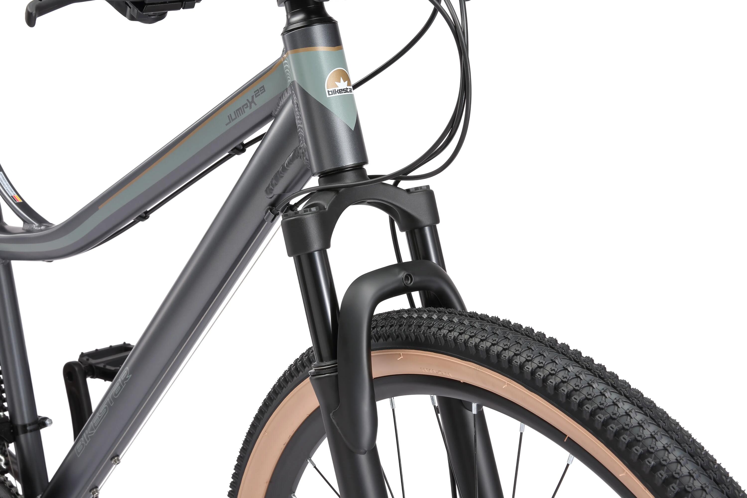 VTT 29" aluminium, semi-rigide, 21 vitesses, frein à disque 9/10