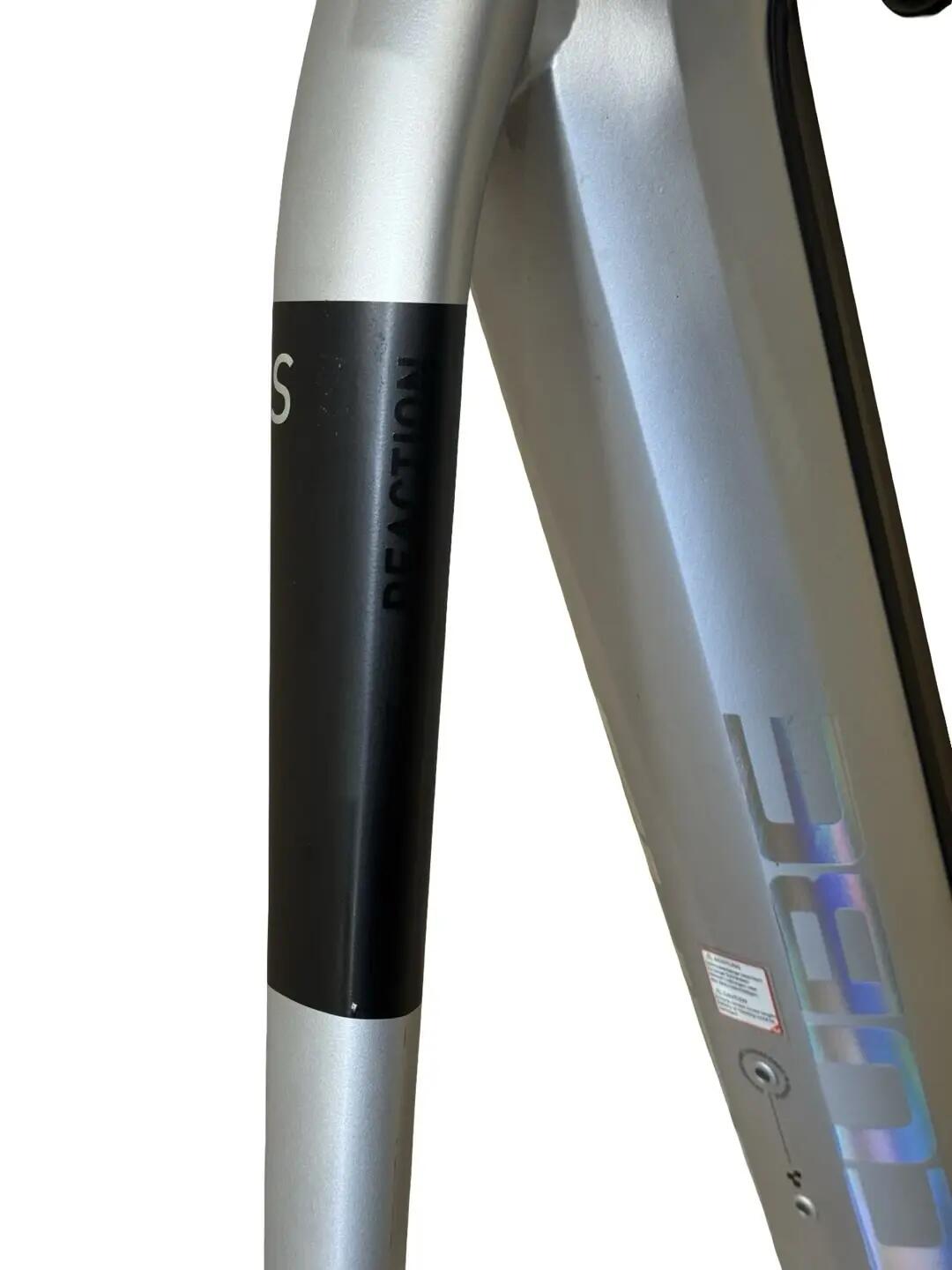 Segunda Vida -  Bicicleta E-montaña Cube Reaction Hybrid SLX 750 XT - Como nuevo 8/13