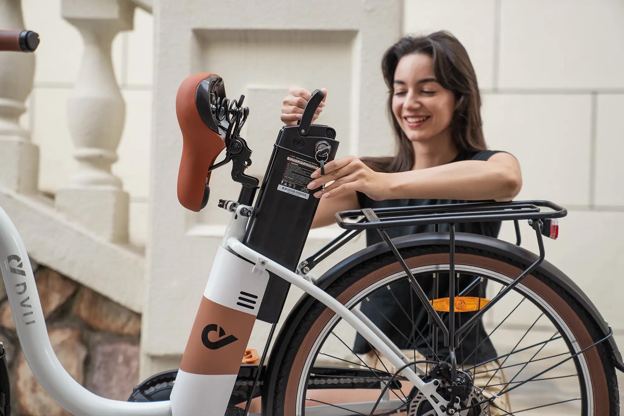 Elektrische fiets voor volwassenen DYU C6 batterij 36V 12.5 Ah banden 26 inch 7/15