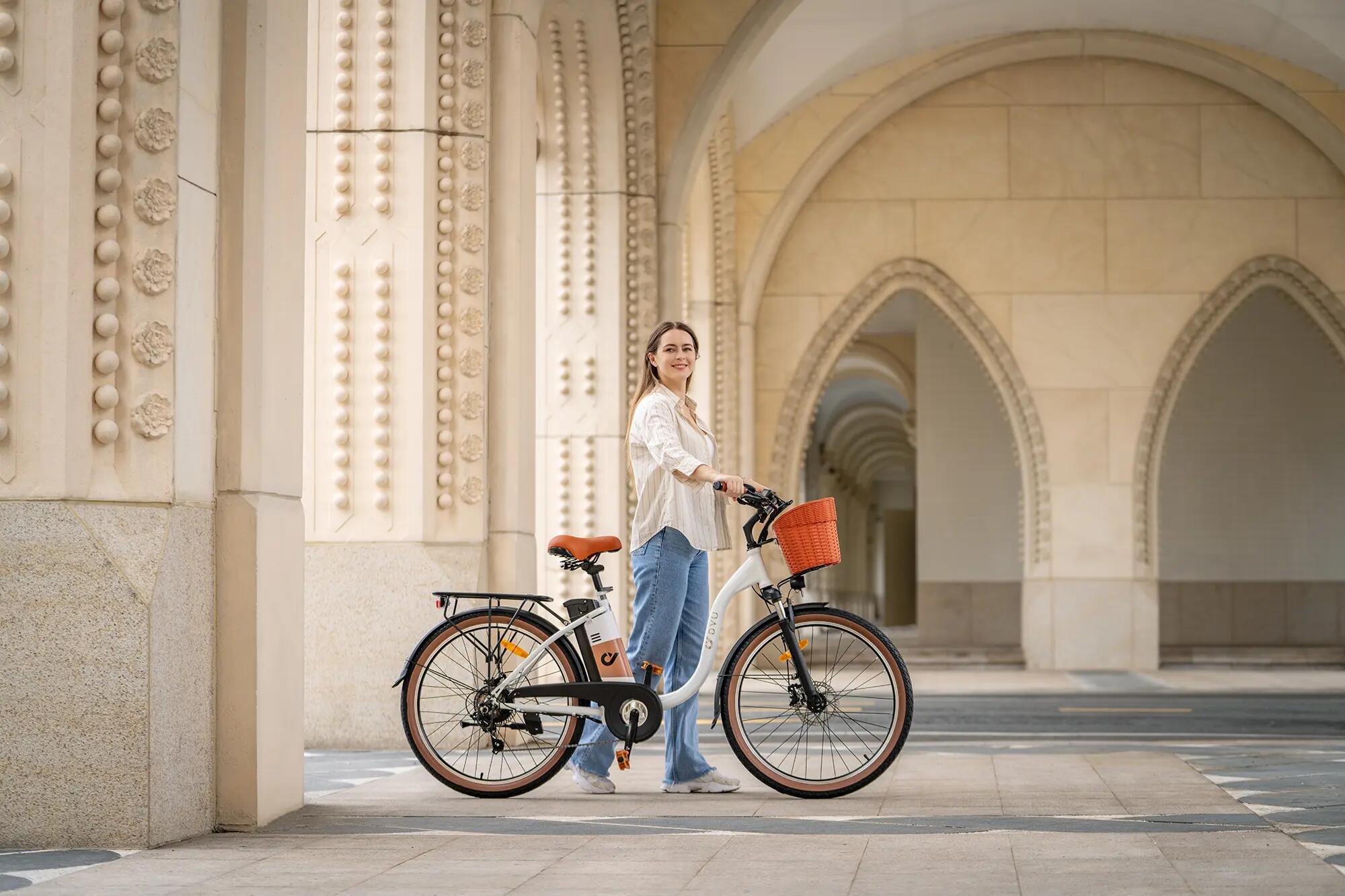 Elektrische fiets voor volwassenen DYU C6 batterij 36V 12.5 Ah banden 26 inch 5/15