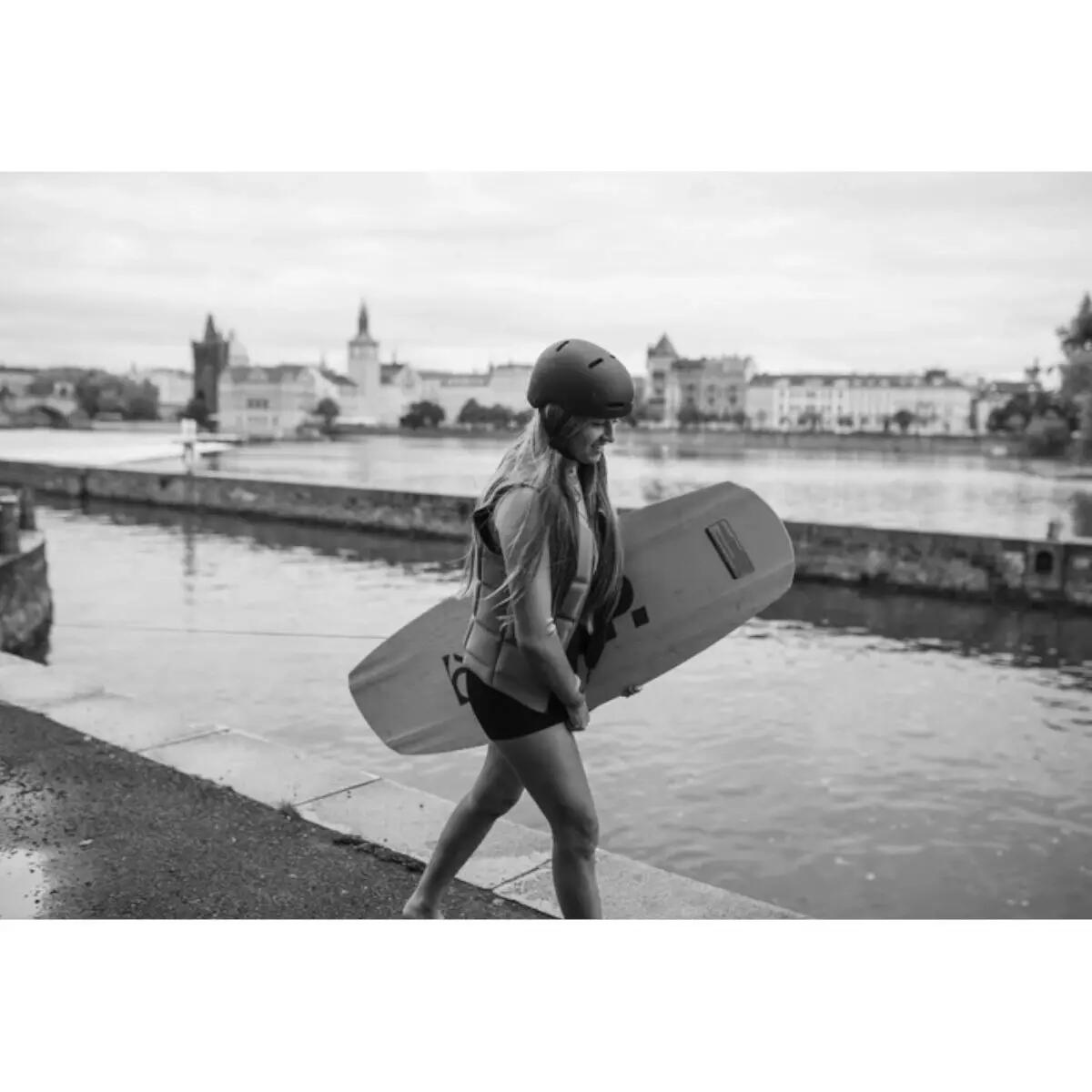 Mystic Vandal PRO Helmet 6/7