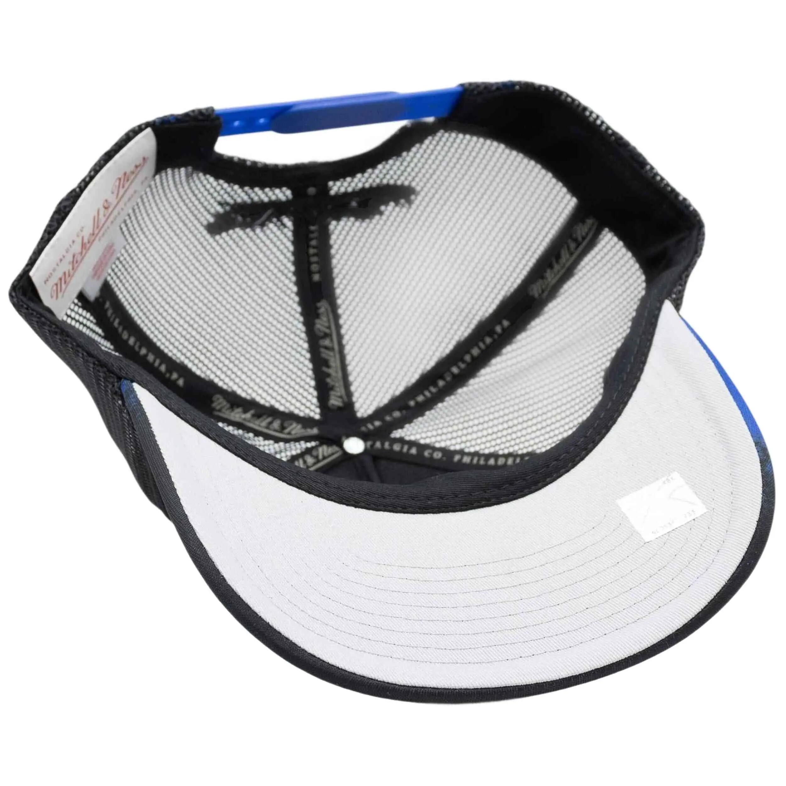 Boné Mitchell & ness modelo Dallas Mavericks Hyper Black para unissex 5/5