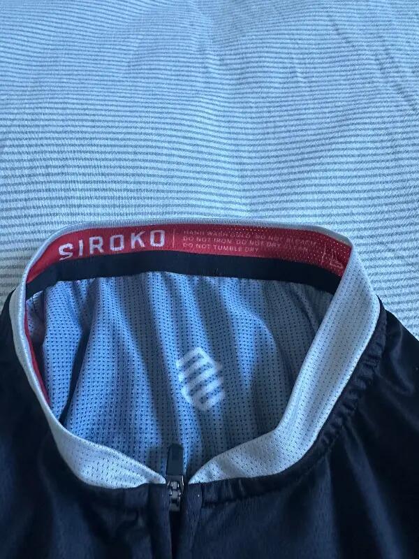 Entre Particuliers - Maillot de cyclisme Siroko M3 Rostock de couleur n 4/6
