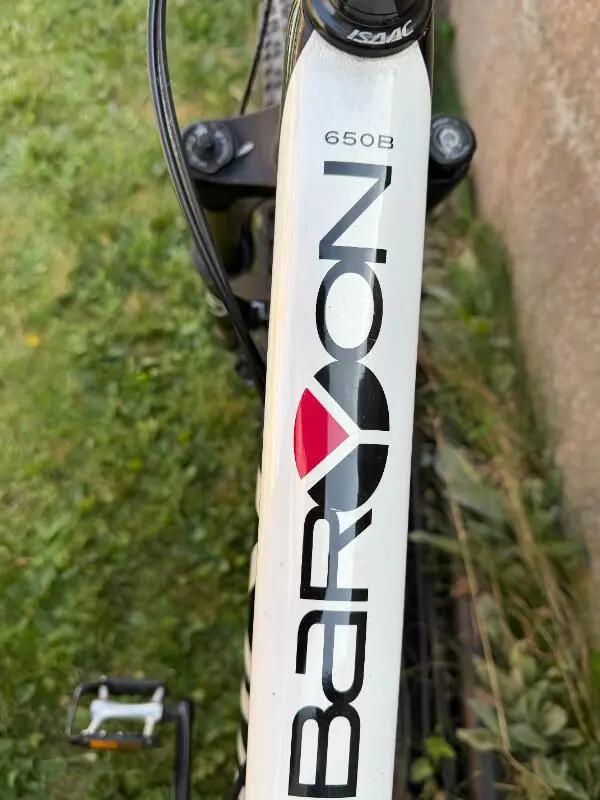 Entre Particuliers - VTT ISAAC Baryon 650B - Carbone - Shimano XT 5/7