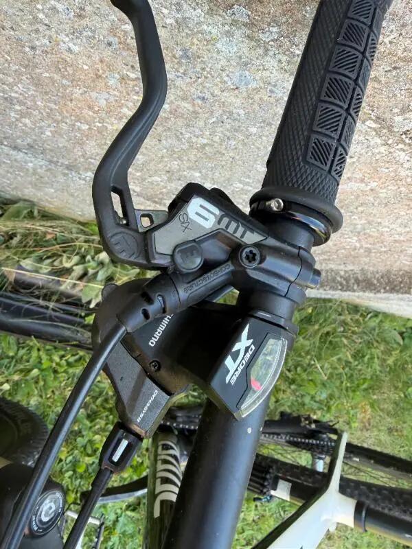 Entre Particuliers - VTT ISAAC Baryon 650B - Carbone - Shimano XT 4/7