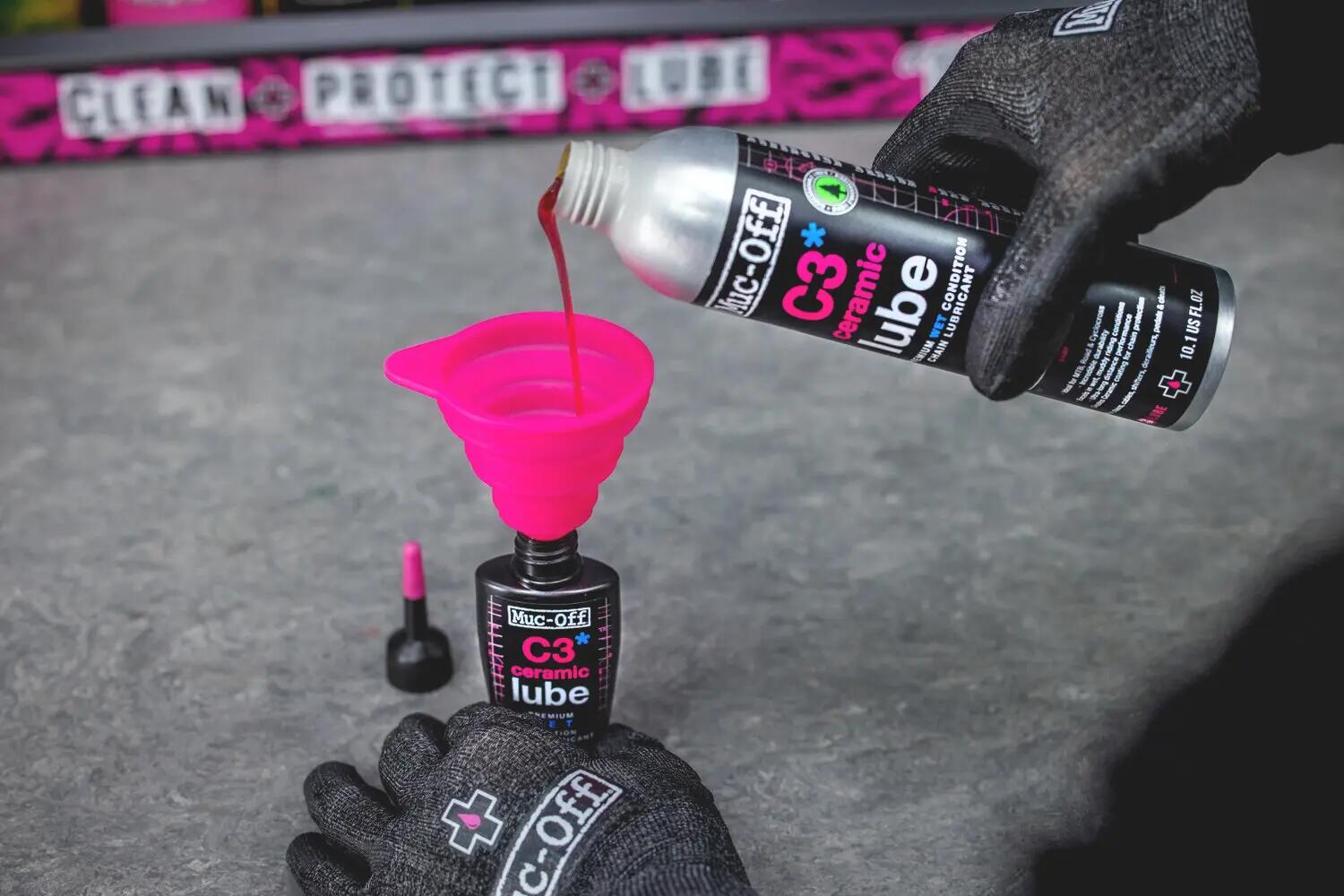 Muc-Off C3 WET Lubricante Cerámico Botella de Repuesto 300ml 4/5