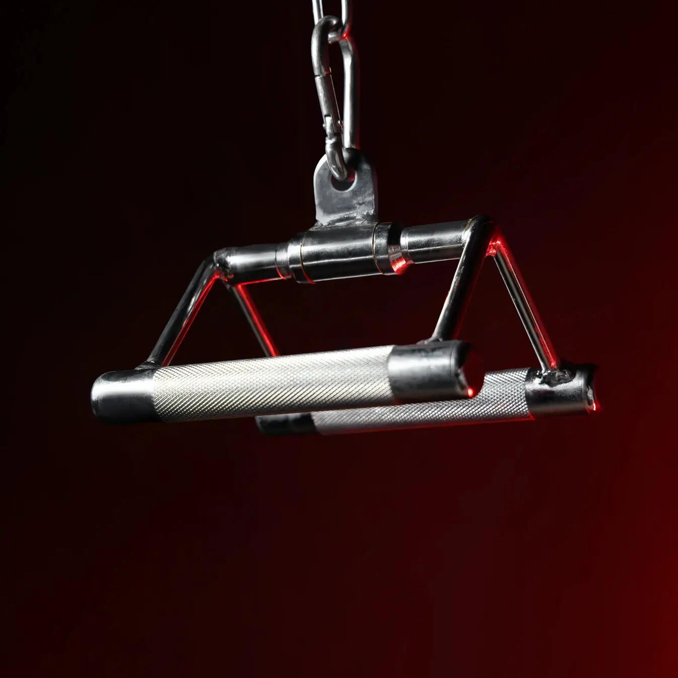 TRIANGLE DE TRACTION AVEC ÉLÉMENT D'ATTACHE | ACCESSOIRE MUSCULATION 6/7