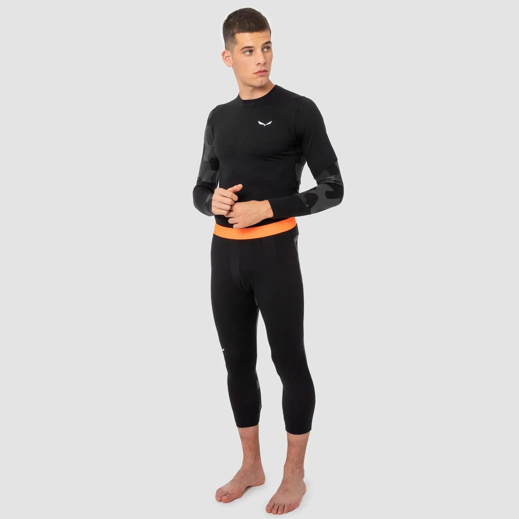 Leggings masculinas Salewa CRISTALLO WARM 3/4 pretas 00-0000028209_0911 r L 3/4