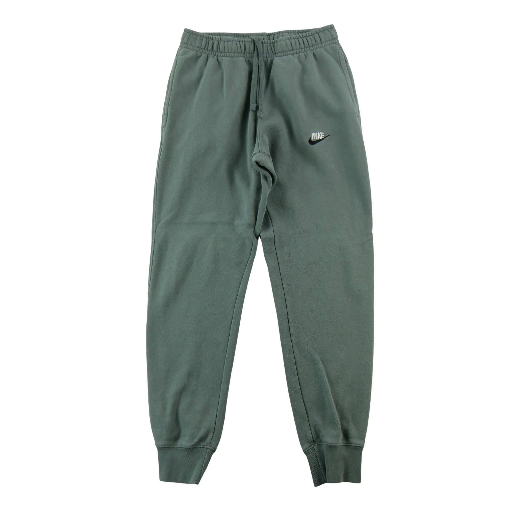 NIKE picture