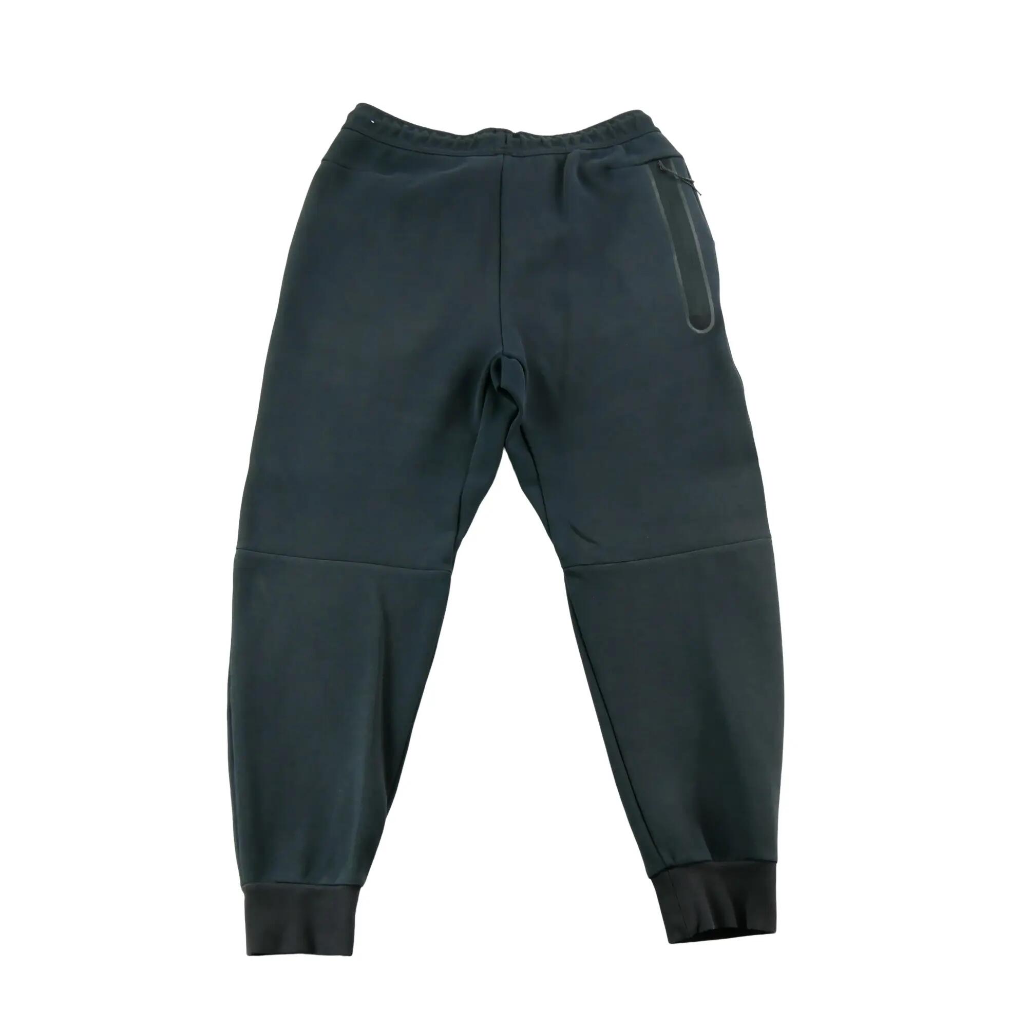 Second life - Spodnie dresowe męskie Nike Tech Fleece - Stan bardzo dobry 2/5