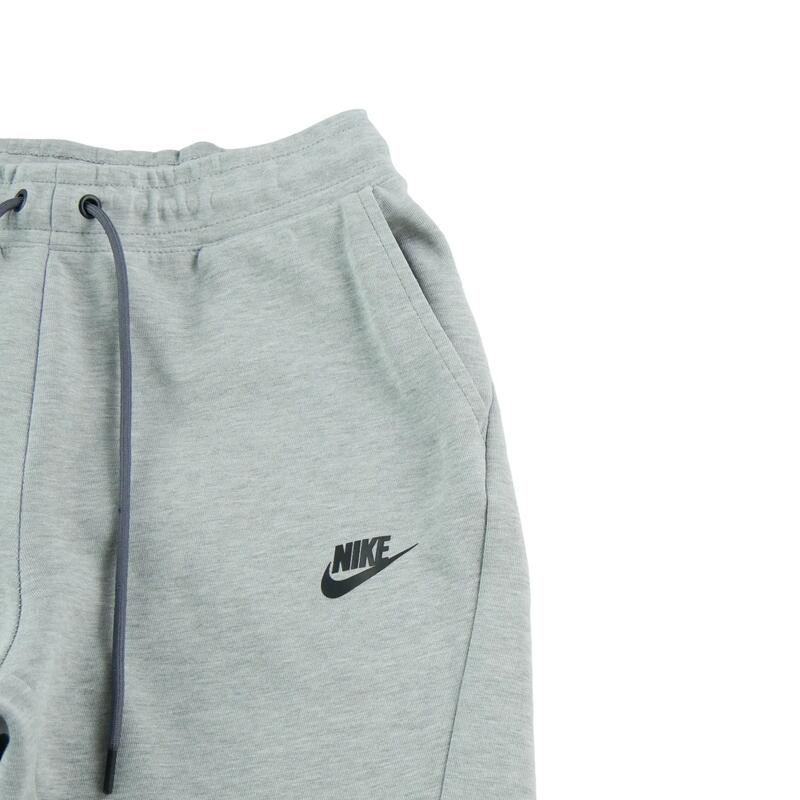 Second life - Joggings pentru bărbați Nike Tech Fleece Swoosh - Foarte bun