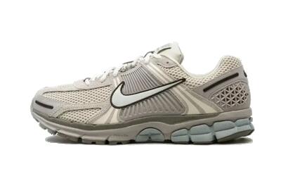 Schoenen - running - zoom vomero 5 - light orewood brown/armory blue