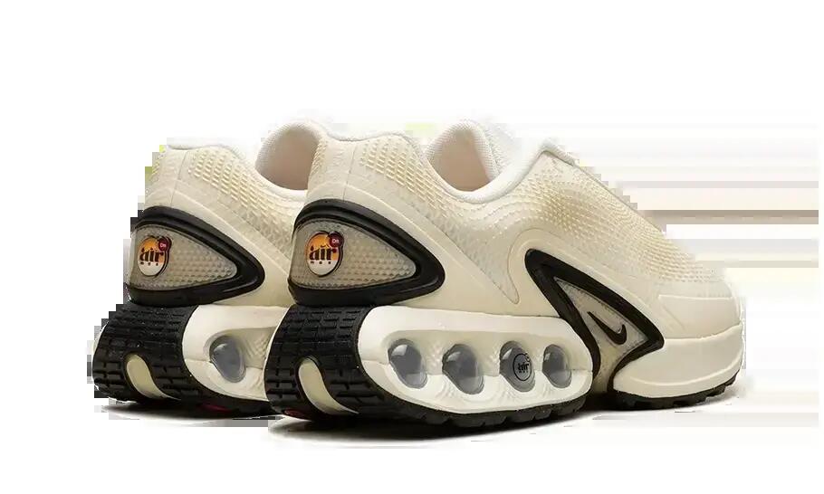 Schoenen - Hardlopen - Heren - Air Max DN - Demping - Sail/Black 3/4